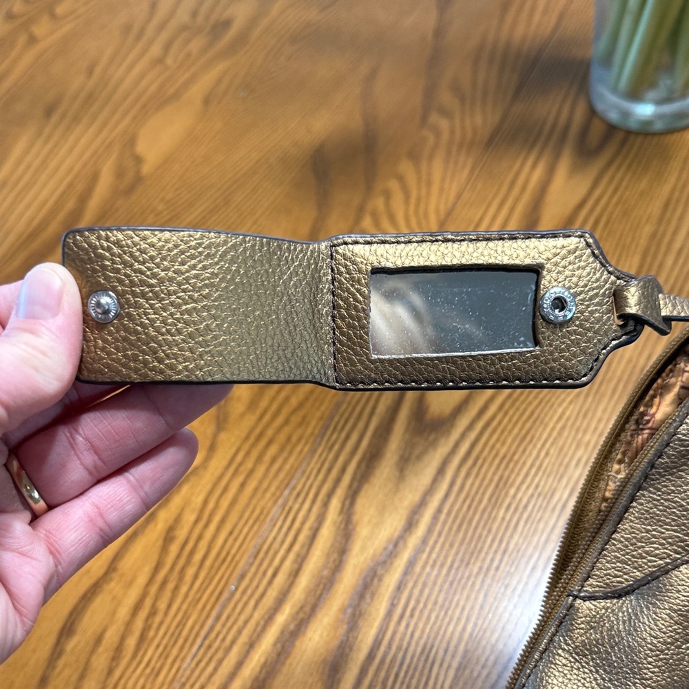 Tignanello Bronze Leather Shoulder Bag - Picture 16 of 16